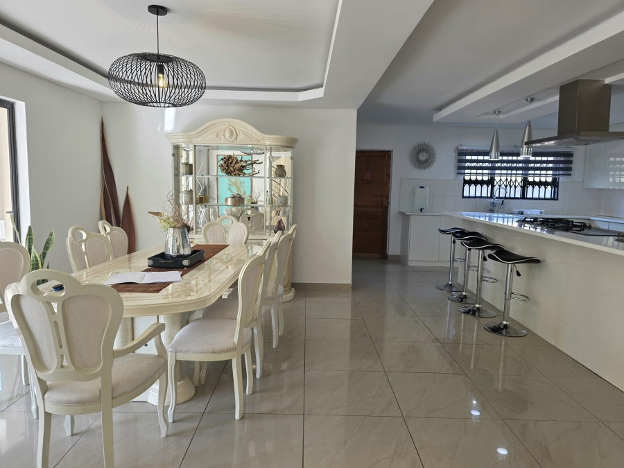 4 Bedroom Property for Sale in Flamingo Park Free State